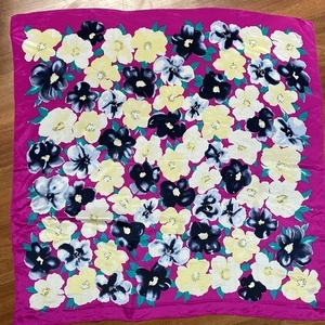 Vtg 1989 Designer‎ Ginnie Johansen Silk Floral Scarf made in Japan